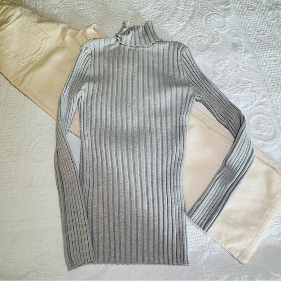 Sundance Legend Turtleneck Ribbed Heather / Light Gray Women's Size Medium - Picture 1 of 11